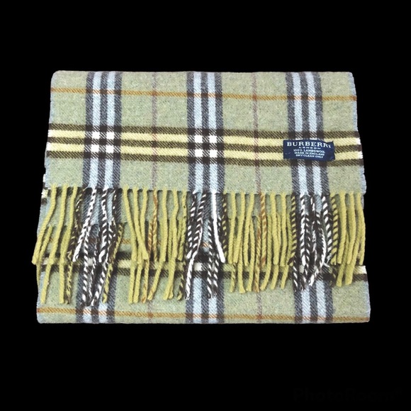 Burberry Other - Burberry scarf